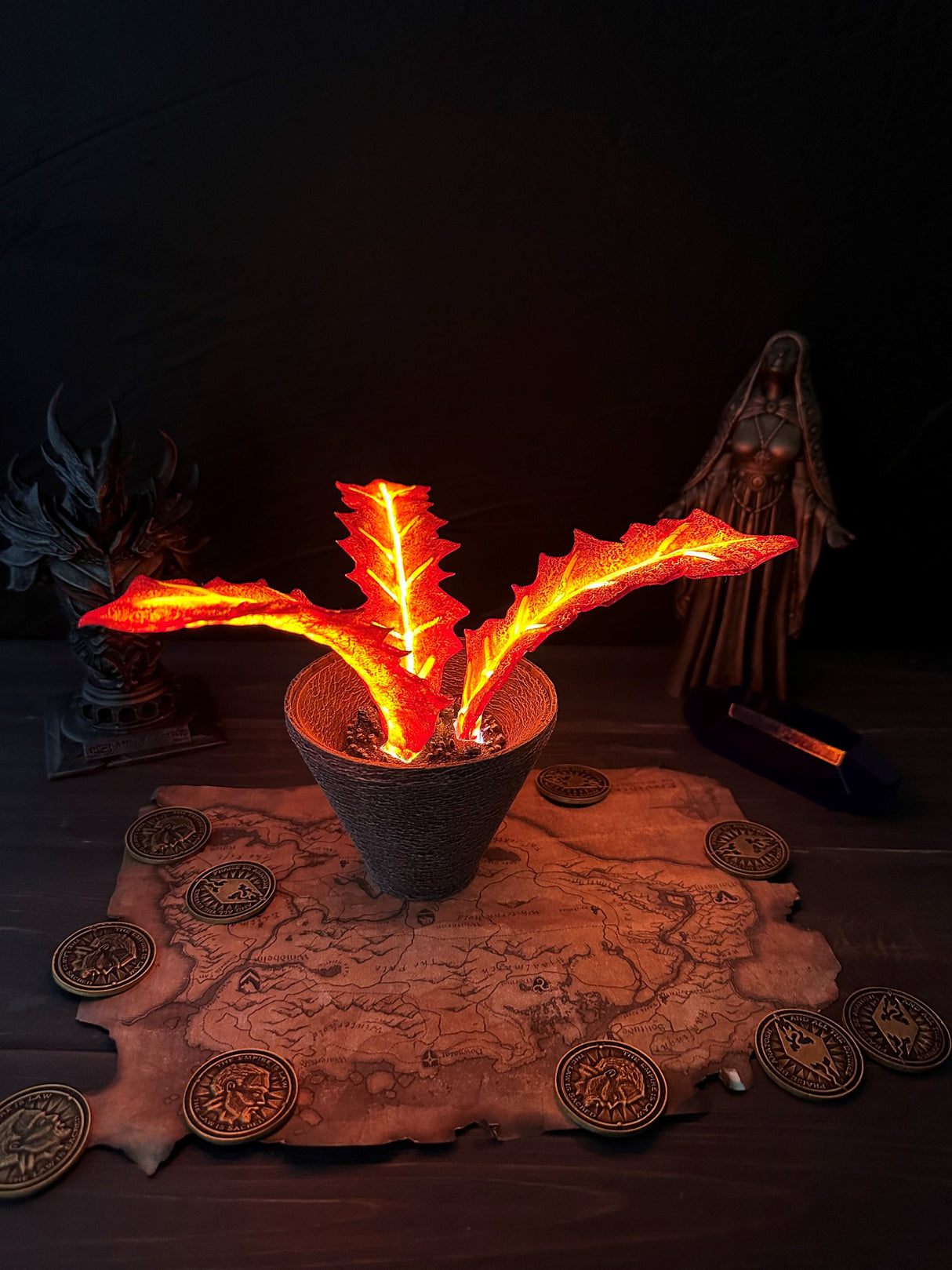 Crimson Nirnroot Night Light, Skyrim Replica, Elder Scrolls V Alchemy Ingredient, LED Artifact