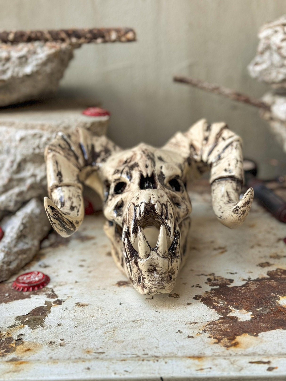 Deathclaw skull fallout, fallout game series inspired statue, 3d-printed props