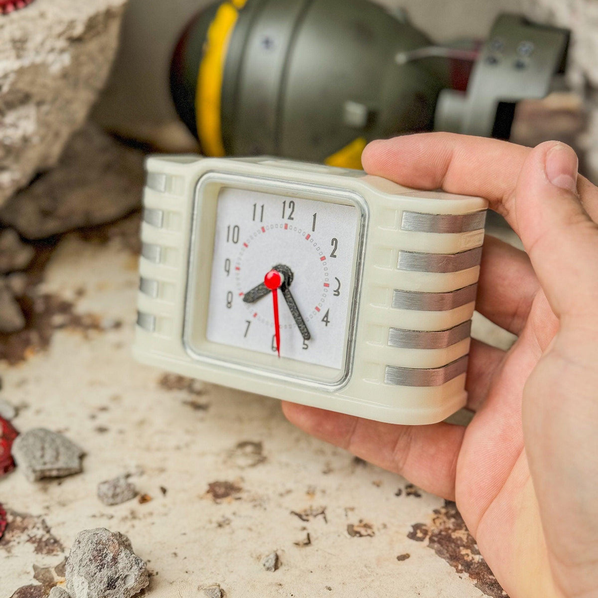 Fallout retro alarm clock, fallout decor and cosplay, artifact from th ...