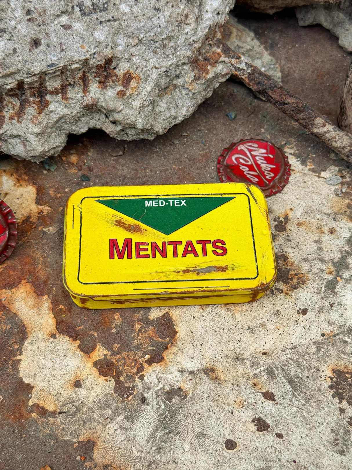 Fallout Rusted Mentats Pillbox, Metal Boxes and Pills, Grape Mentats, Berry Mentats, Orange Mentats, Decor and Cosplay