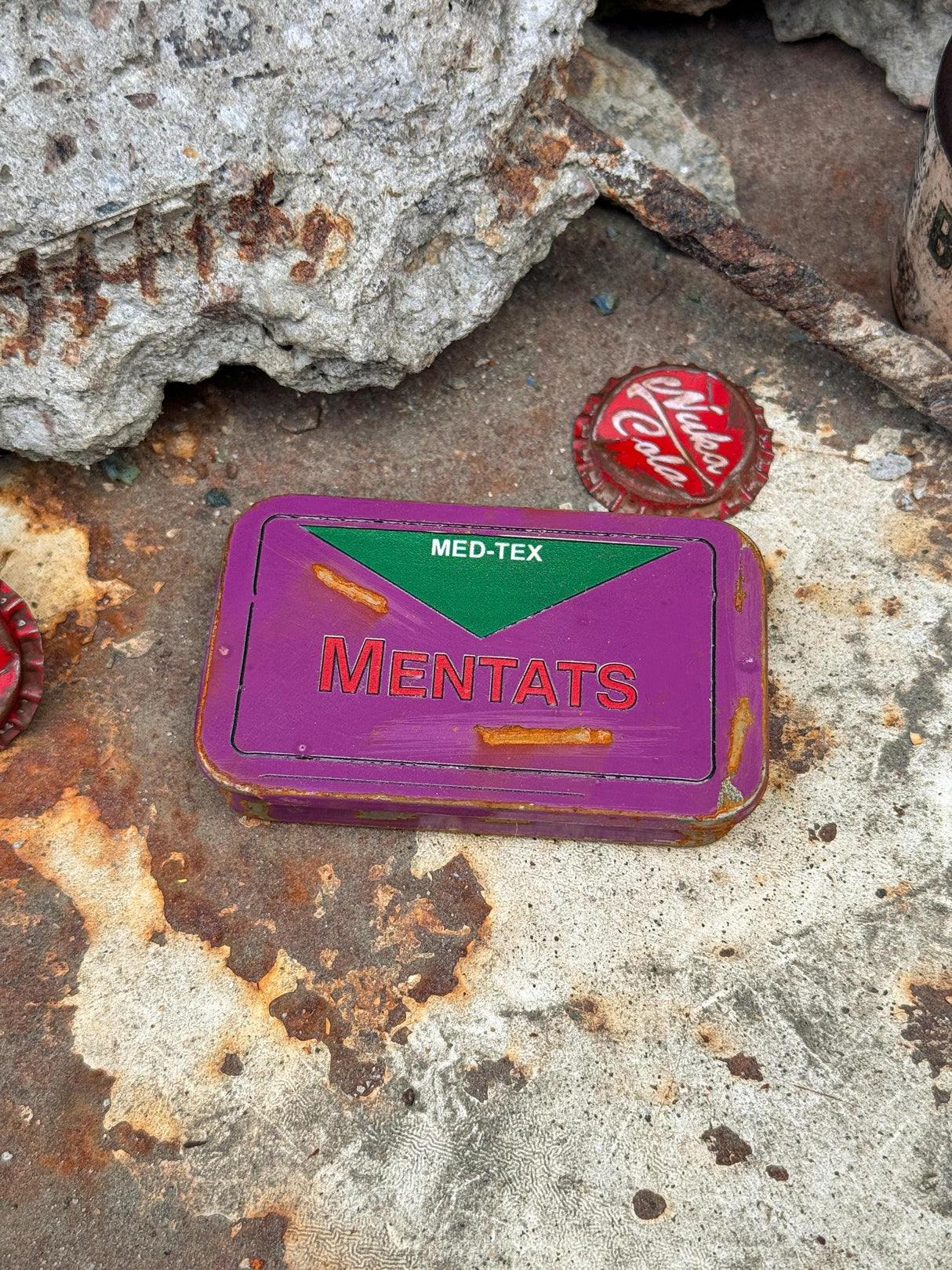 Fallout Rusted Mentats Pillbox, Metal Boxes and Pills, Grape Mentats, Berry Mentats, Orange Mentats, Decor and Cosplay
