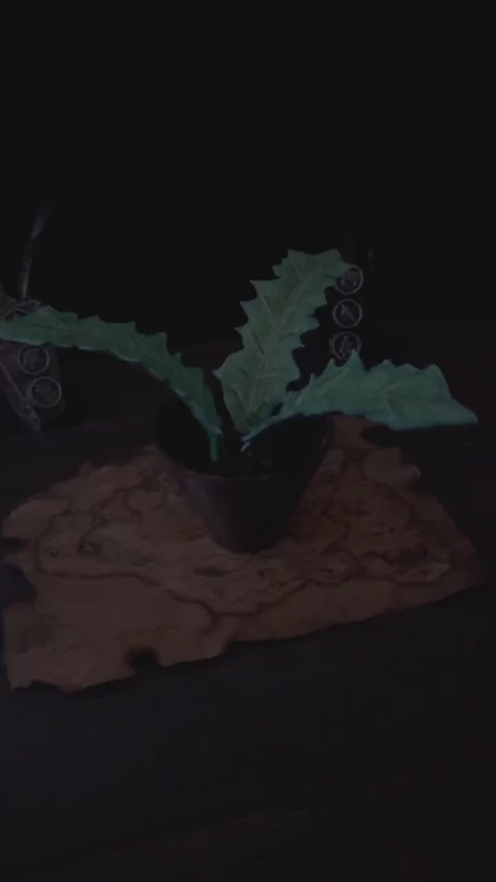 Nirnroot Night Ligh, Skyrim Inspired, The Elder Scrolls V Alchemy Ingredient, LED Artifact